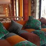 Villa Pierre-parabita
