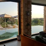Villa Pierre-parabita