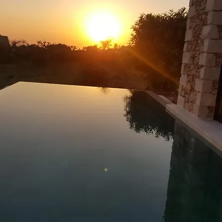 Pierre-parabita Villa *